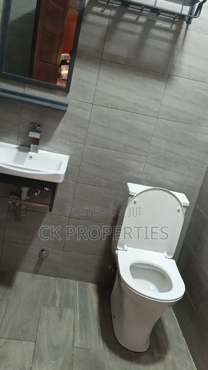 1bdrm Apartment in Asore Junction for rent