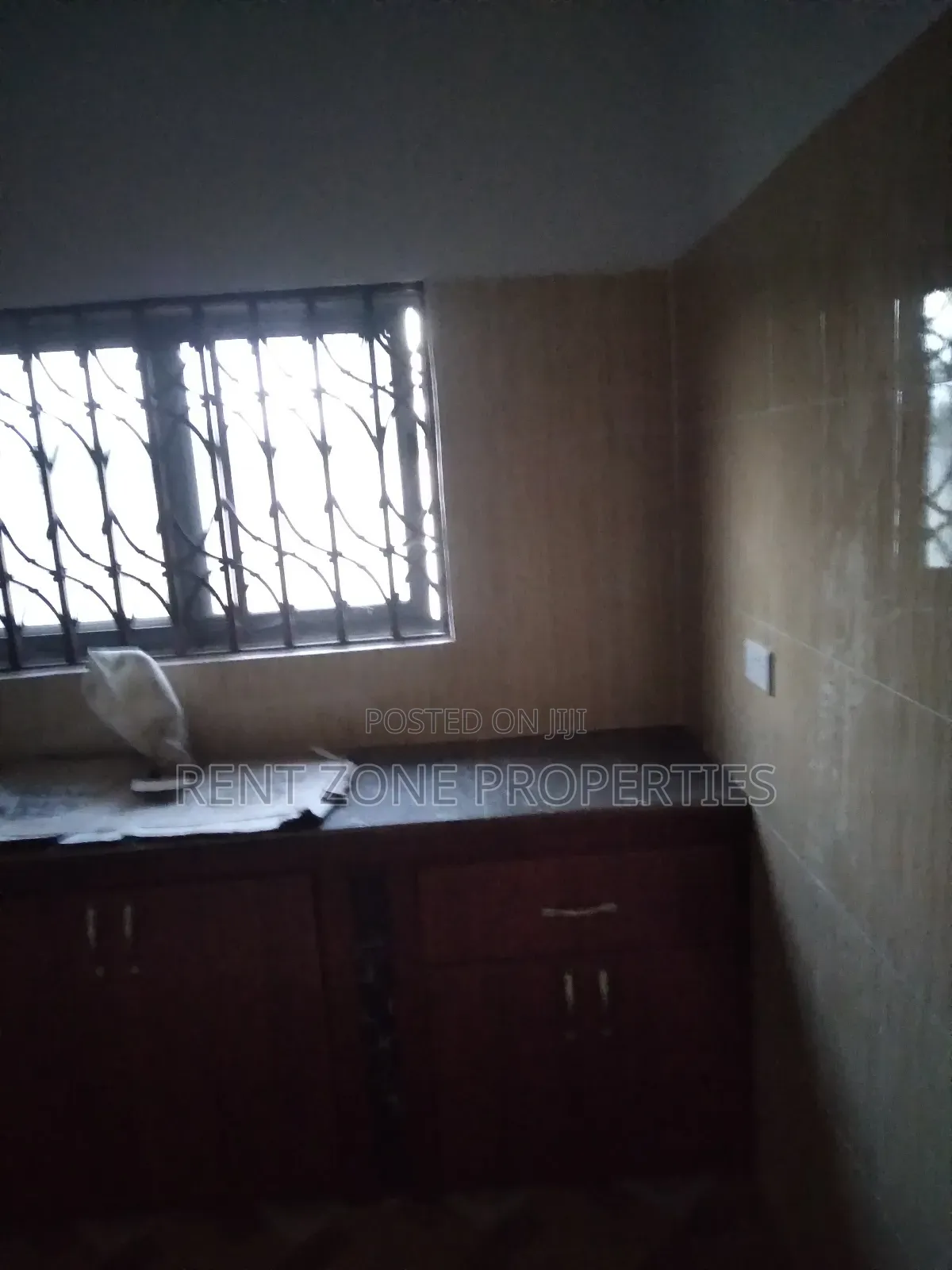 2bdrm Apartment in Ablekuma for rent