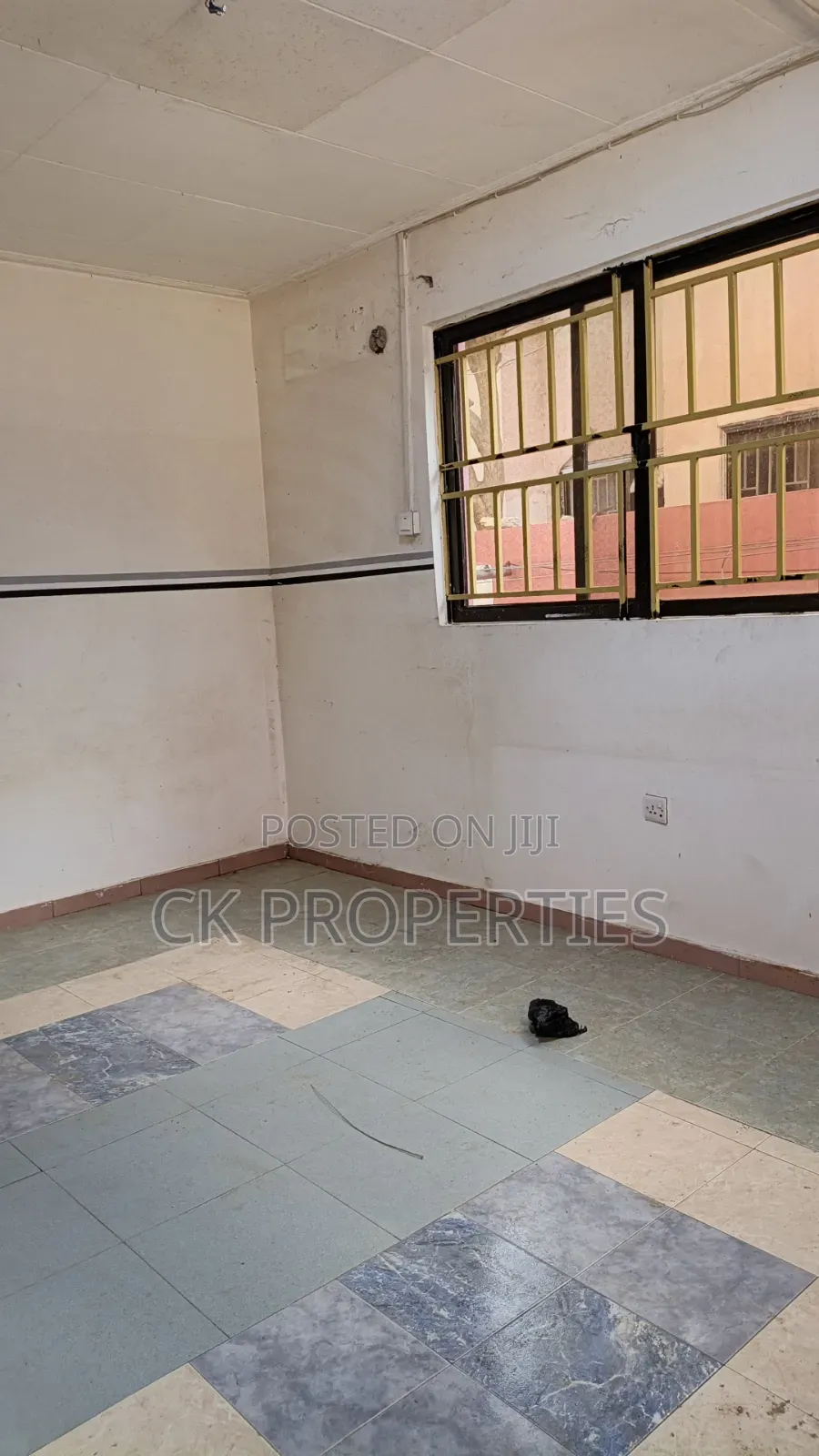 Mini Flat in Parakuo Estate for rent