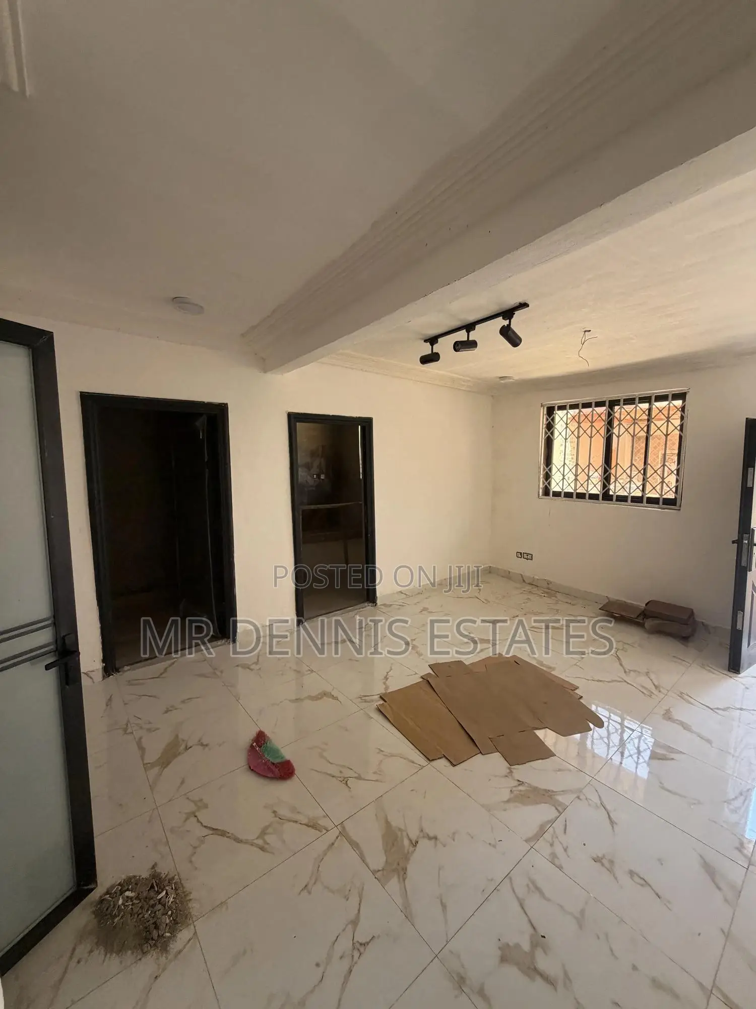 2bdrm Apartment in Westhills Mall for rent