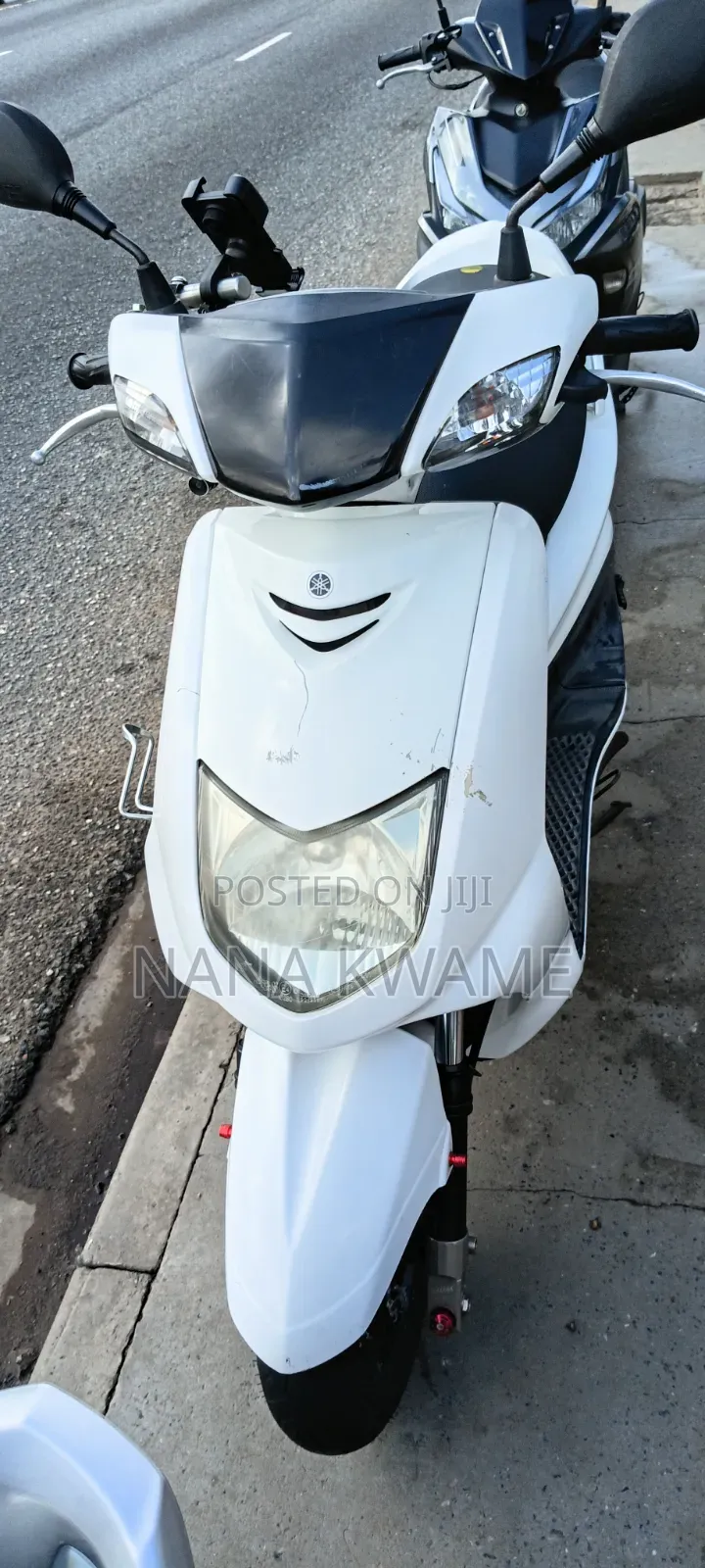 Yamaha 2018 White