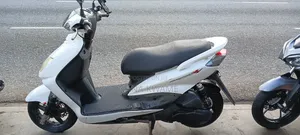 Yamaha 2018 White
