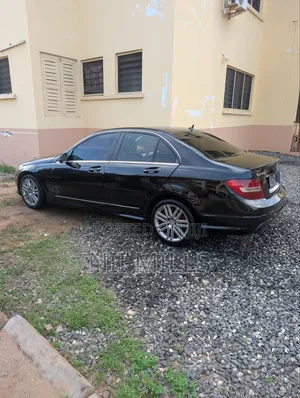 Mercedes-Benz C250 2013 Black