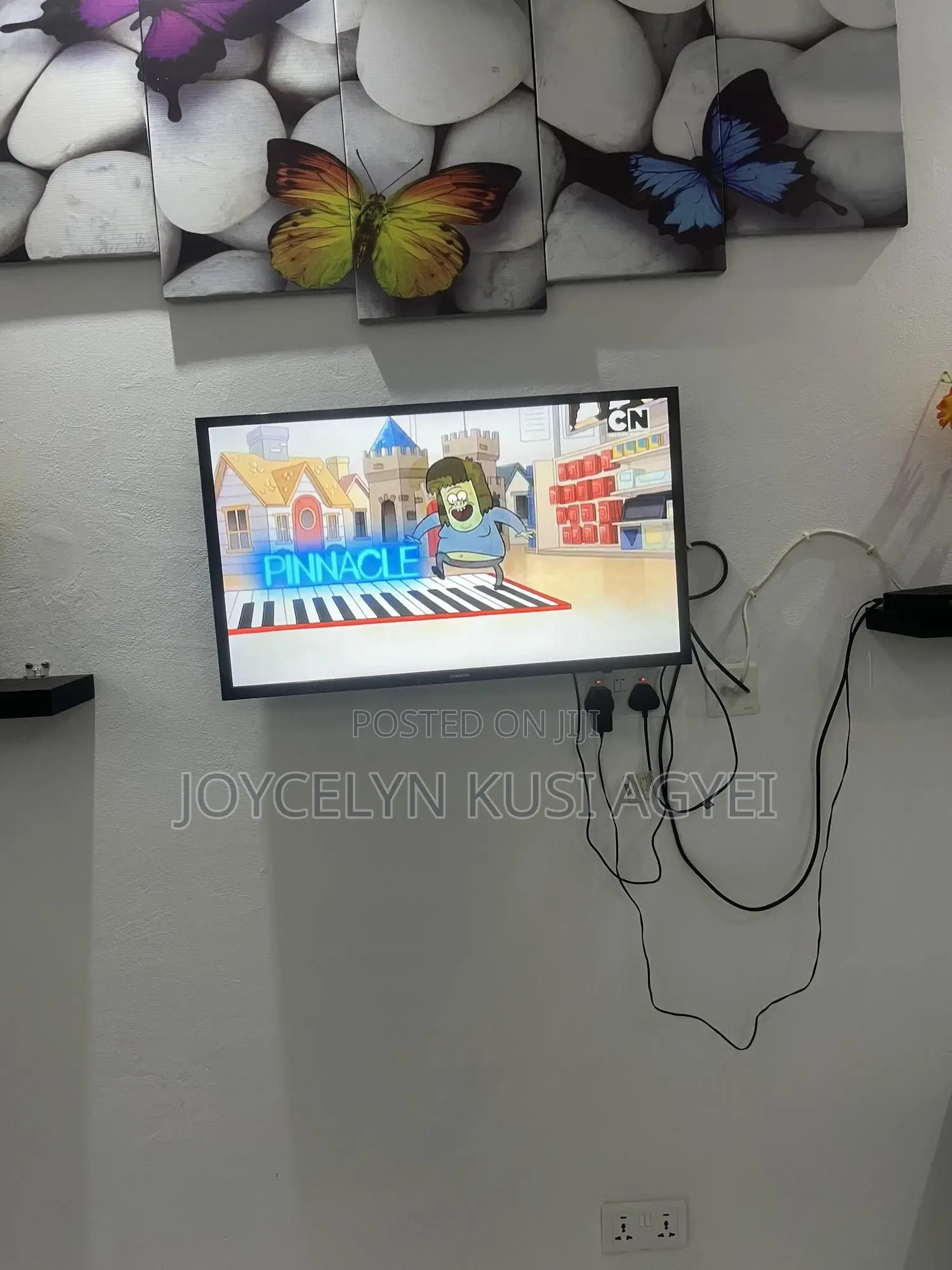 Nice Samsung 32 Inches for Sale