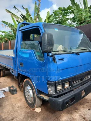 Hyundai Mighty 1
