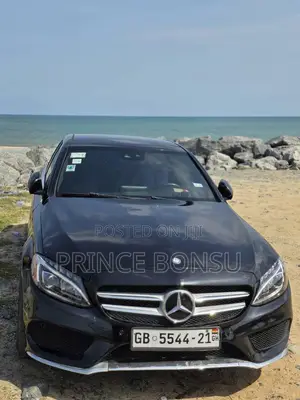 Mercedes-Benz C300 2017 Black