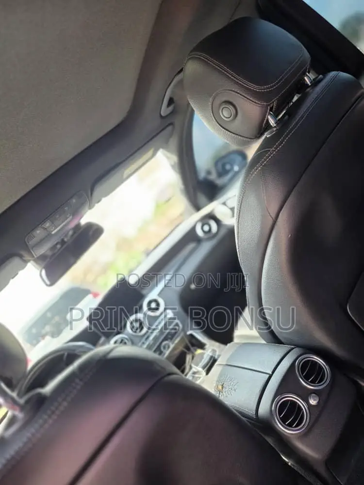 Mercedes-Benz C300 2017 Black