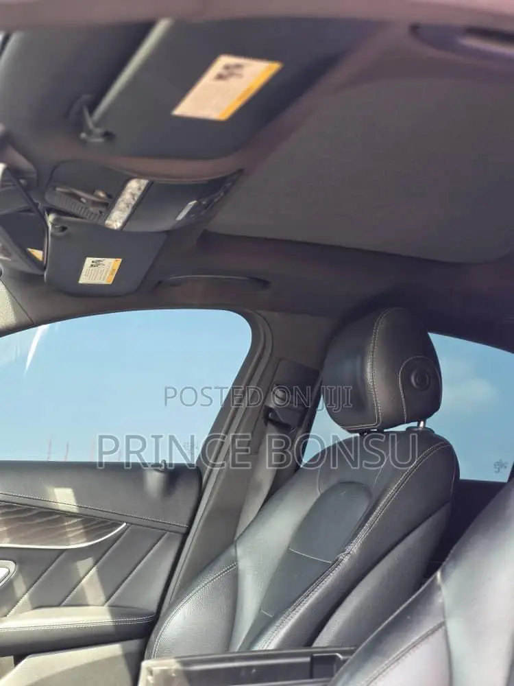 Mercedes-Benz C300 2017 Black