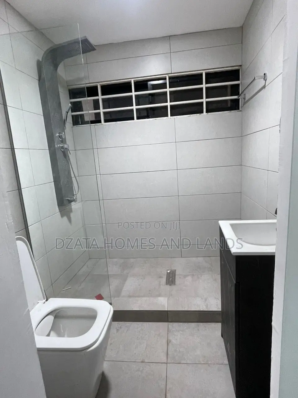 2bdrm Apartment in Lashibi Emerf, Spintex for rent