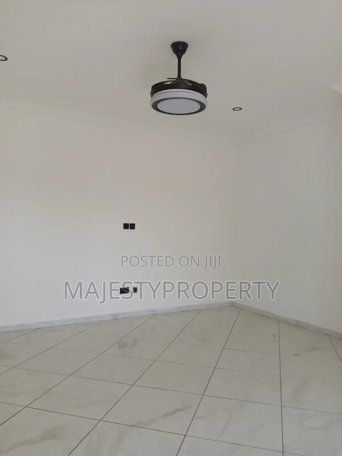 3bdrm Duplex in Hfc Estate, Baatsona Total for rent