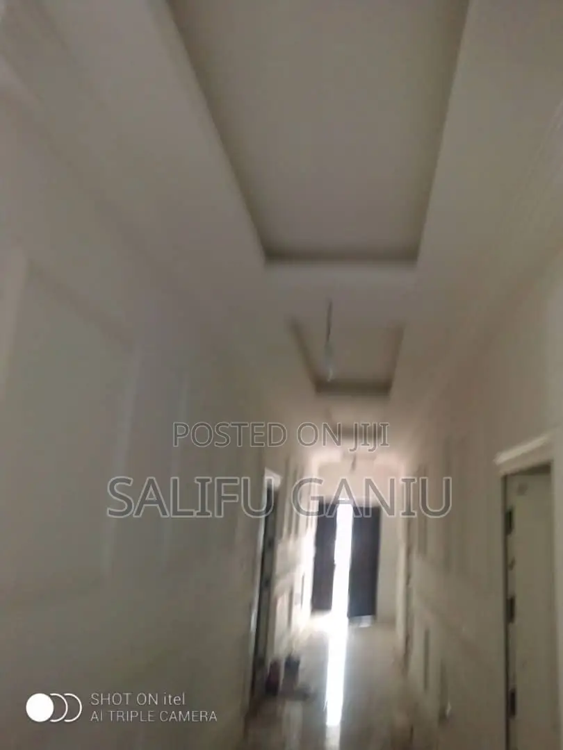Pop Ceiling Boss