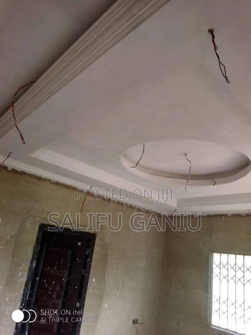 Pop Ceiling Boss