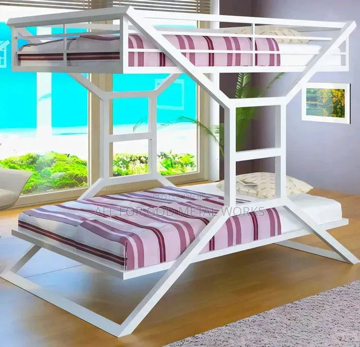 Simple Strong Metal Bed