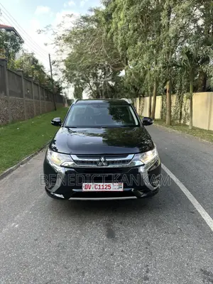 Mitsubishi Outlander 2.0 PHEV AWD 2018 Black