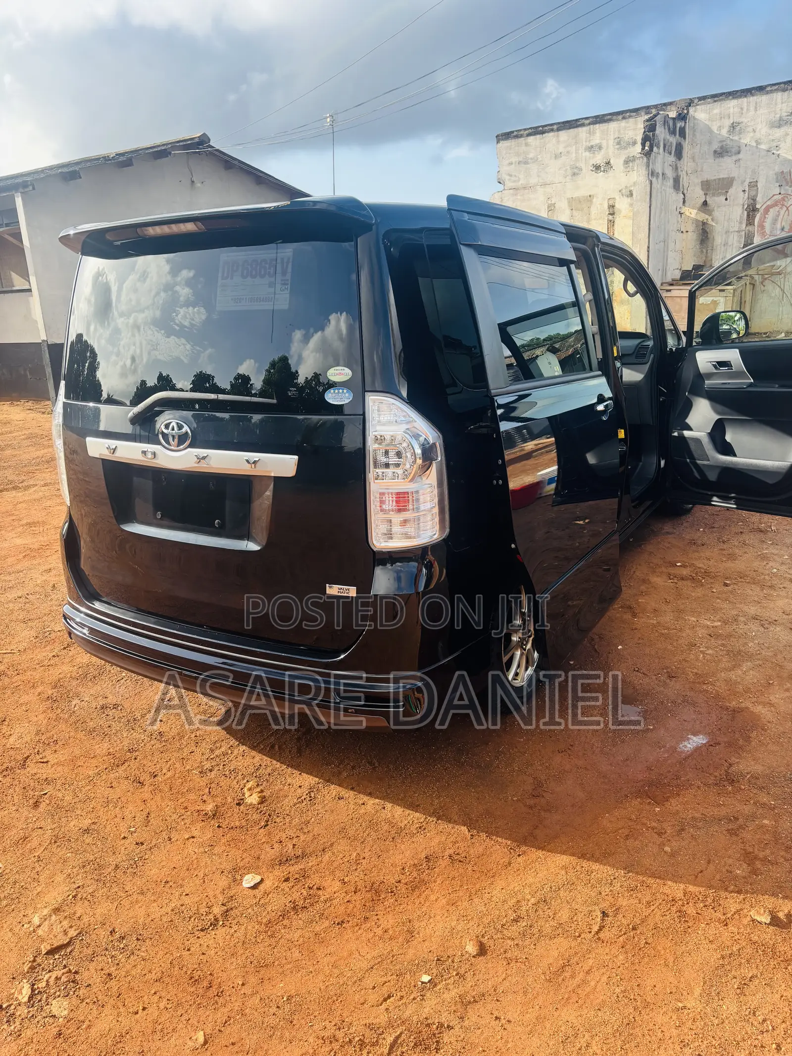 Toyota Voxy 2011 Black