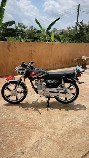 New Royal RY125 2026 Black