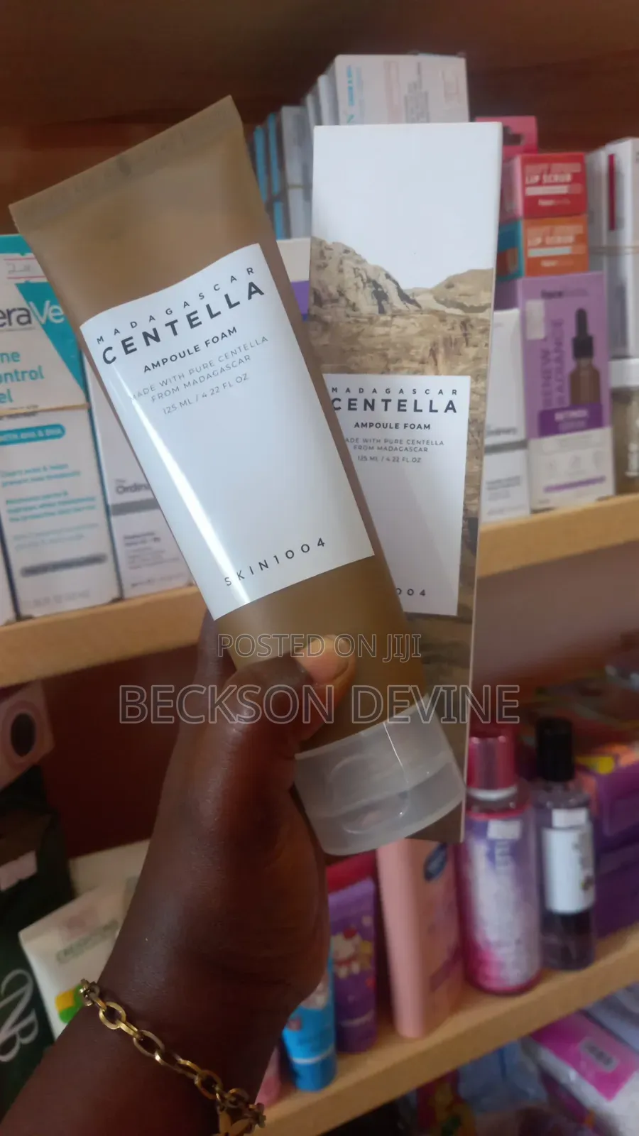 Centella Ampoule Foam Cleanser
