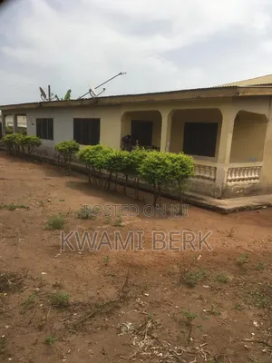 Furnished 3bdrm Bungalow in Koforidua, Akuapim North for sale