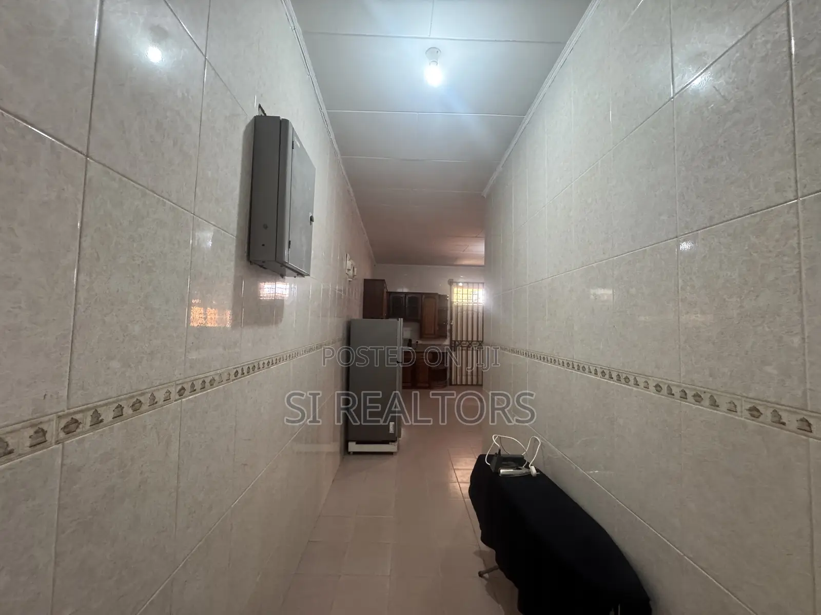 Furnished 4bdrm Bungalow in Sakumono Estates for rent