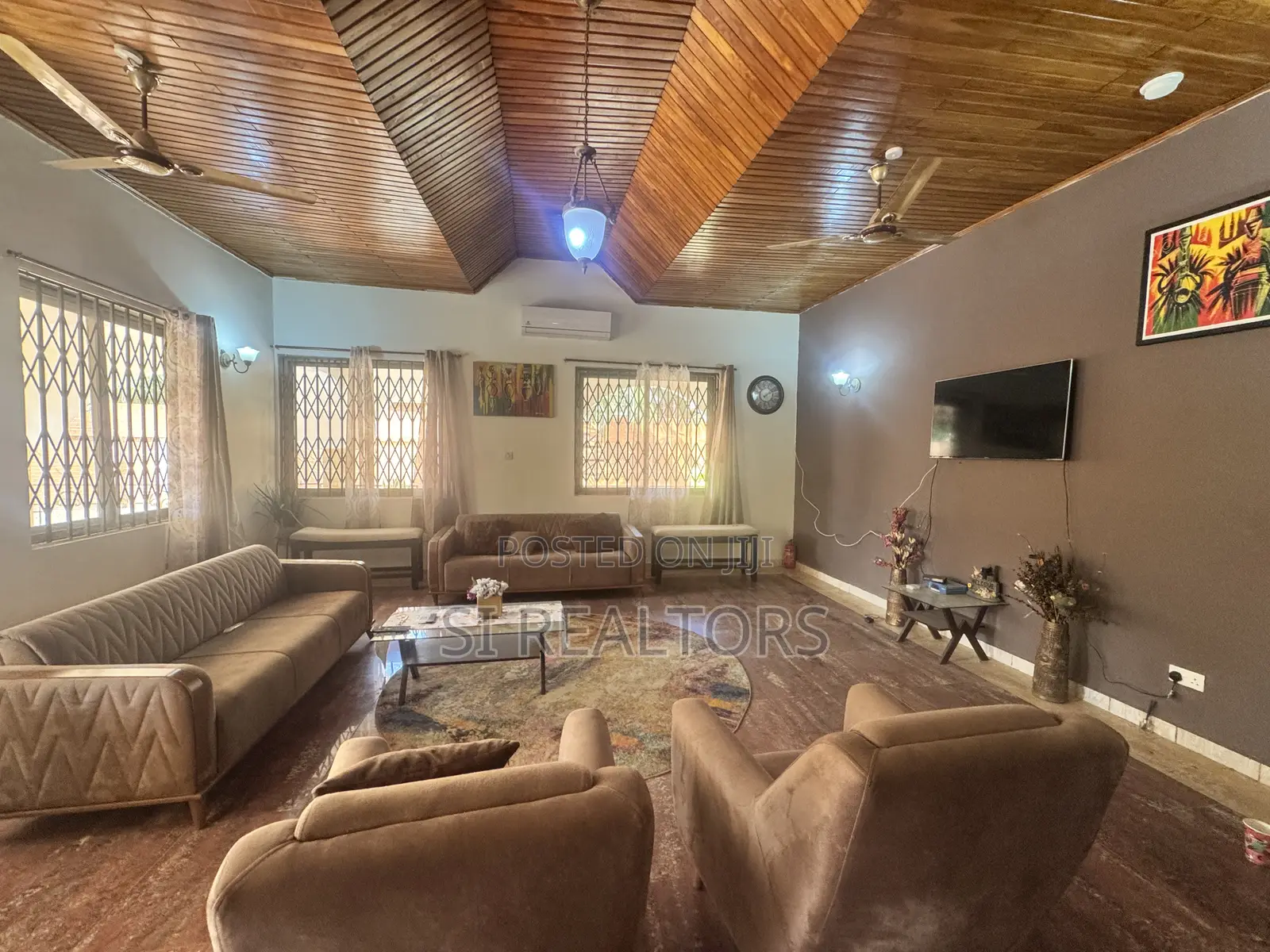 Furnished 4bdrm Bungalow in Sakumono Estates for rent