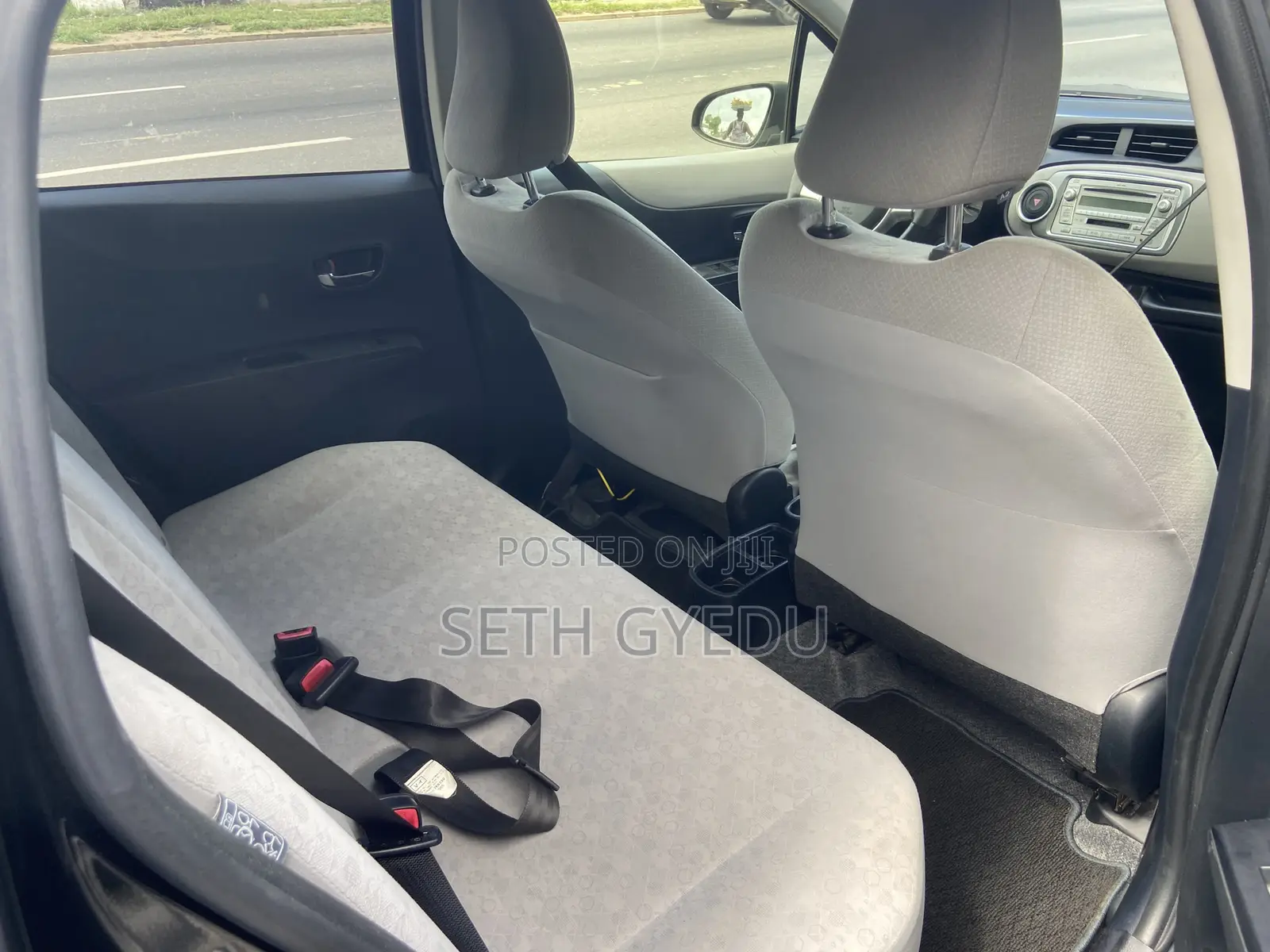Toyota Vitz 2012 Black