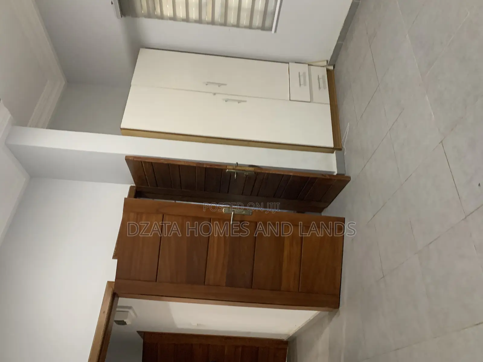 2bdrm Apartment in Lashibi Motors, Spintex for rent