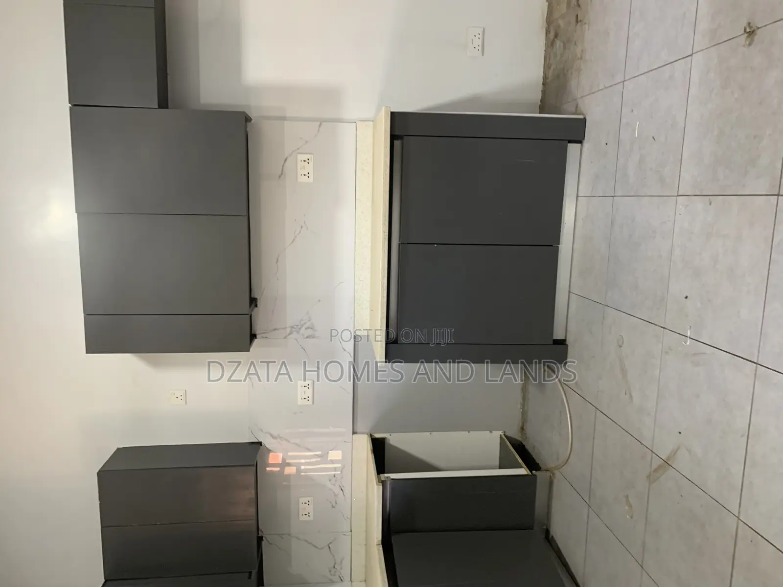 2bdrm Apartment in Lashibi Motors, Spintex for rent