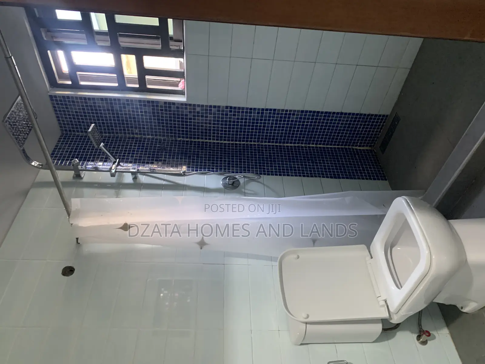 2bdrm Apartment in Lashibi Motors, Spintex for rent