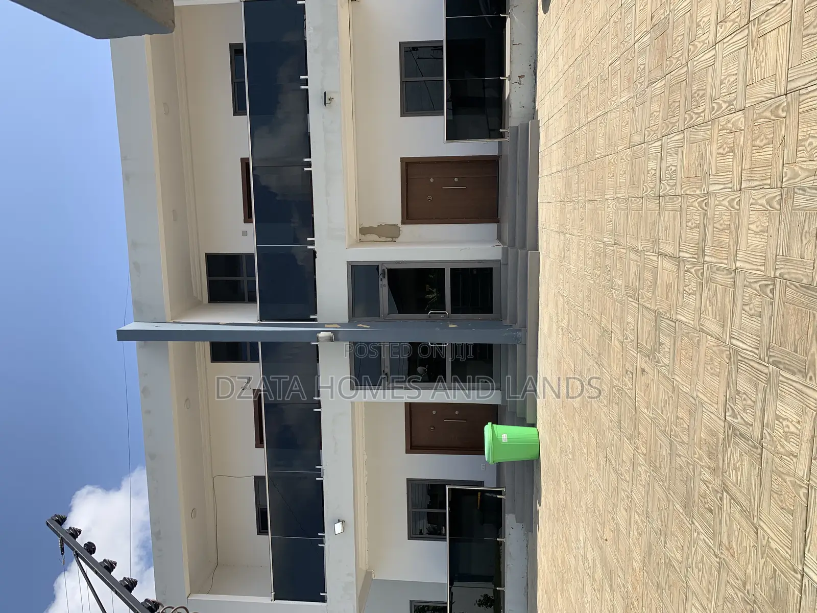 2bdrm Apartment in Lashibi Motors, Spintex for rent
