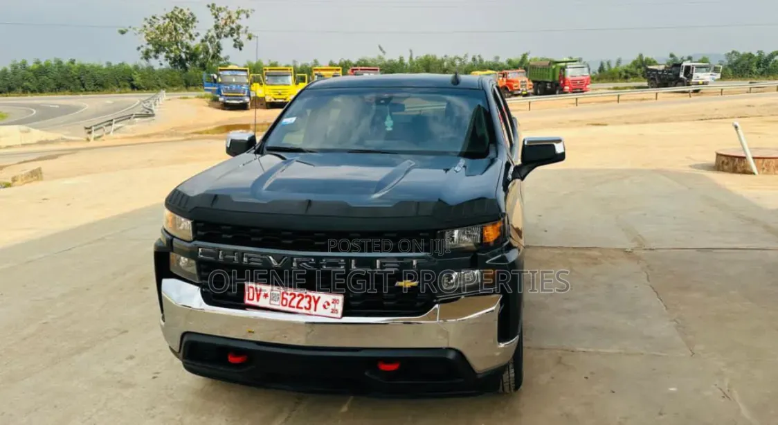 Chevrolet Silverado 1500 2021 Black