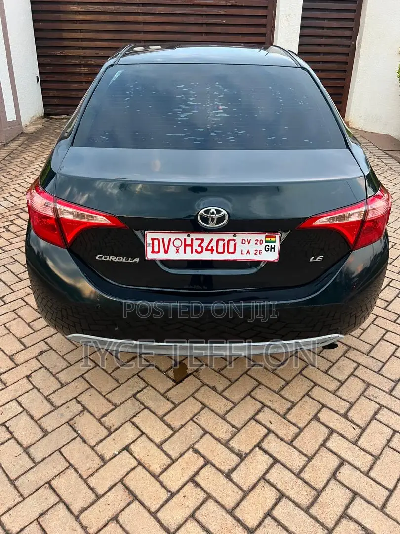 Toyota Corolla LE Eco (1.8L 4cyl 2A) 2019 Black
