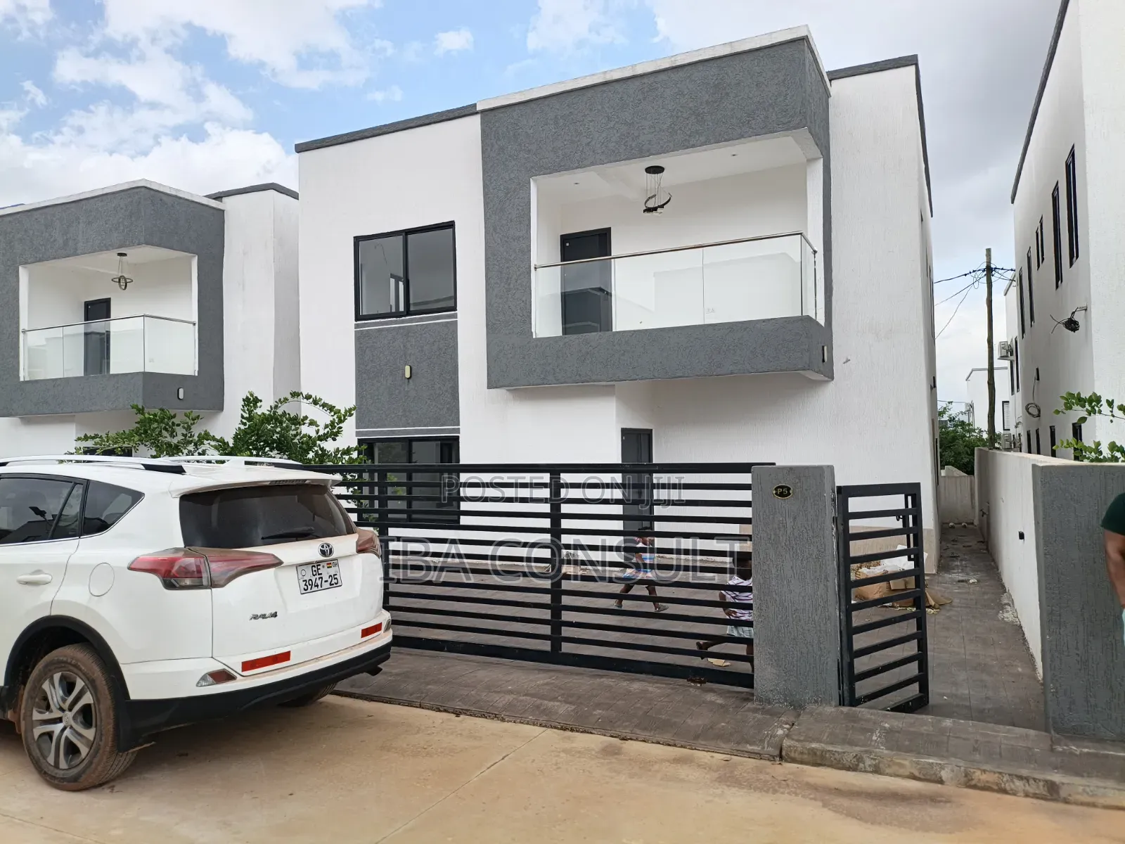 4bdrm House in Oyarifa, Ghana Flag for rent