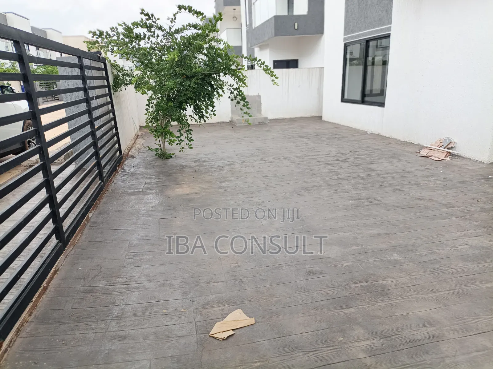 4bdrm House in Oyarifa, Ghana Flag for rent