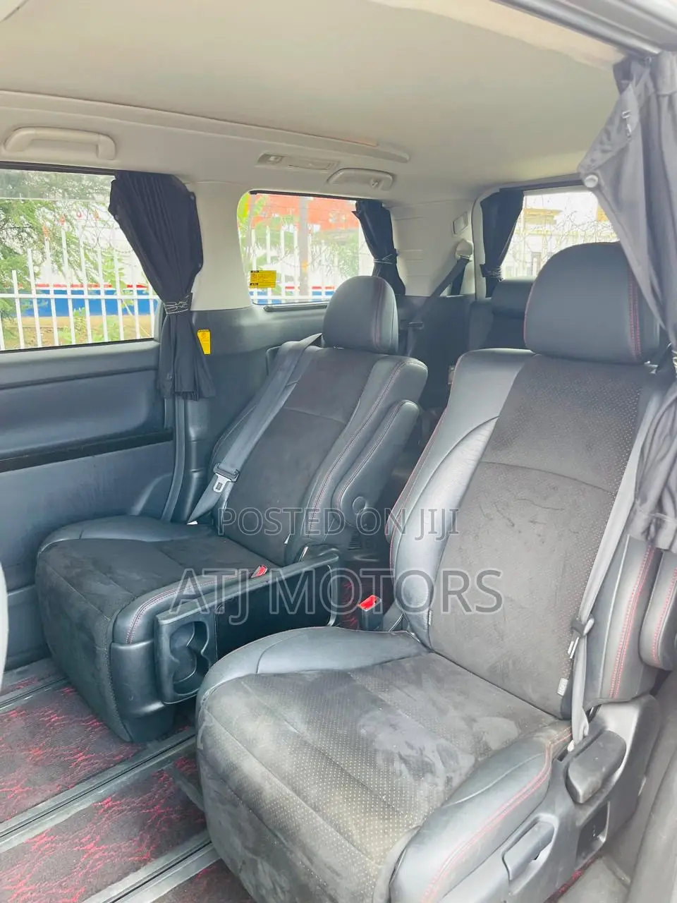 Toyota Voxy 2013 White