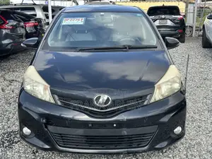 Toyota Vitz 2013 Black