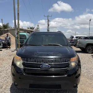 Ford Explorer XLT 4dr FWD (2.0L 4cyl 6A) 2012 Black