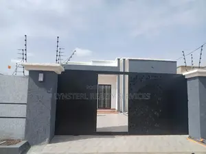 3bdrm Bungalow in Oyarifa Mall Area for sale