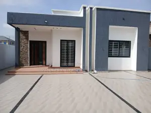 3bdrm Bungalow in Oyarifa Mall Area for sale