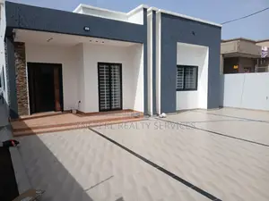 3bdrm Bungalow in Oyarifa Mall Area for sale