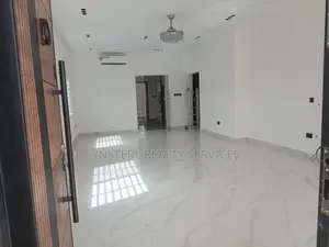 3bdrm Bungalow in Oyarifa Mall Area for sale