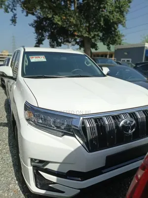 Toyota Land Cruiser Prado 2019 White