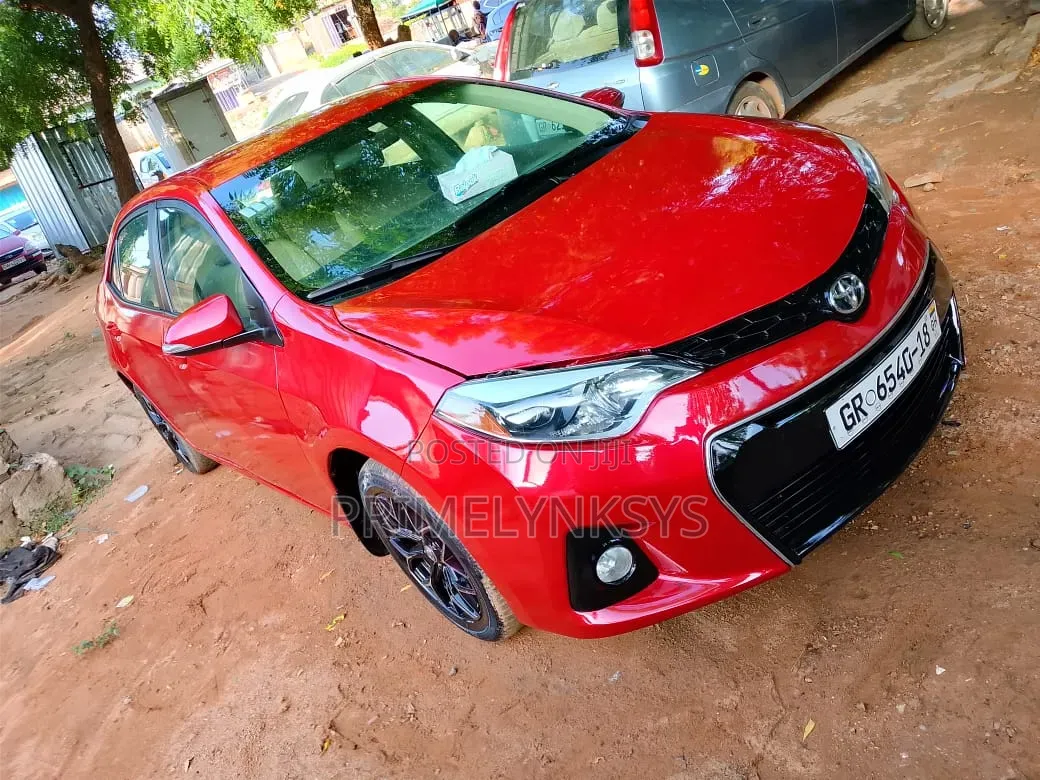 Toyota Corolla 2015 Red