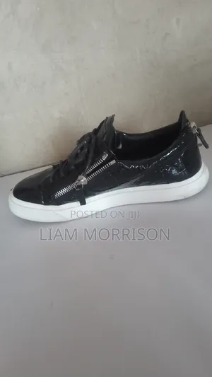 Mens Designer Trainers