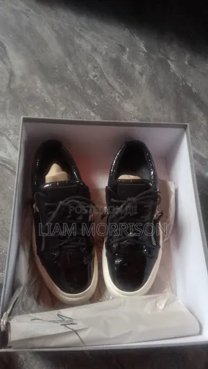 Mens Designer Trainers