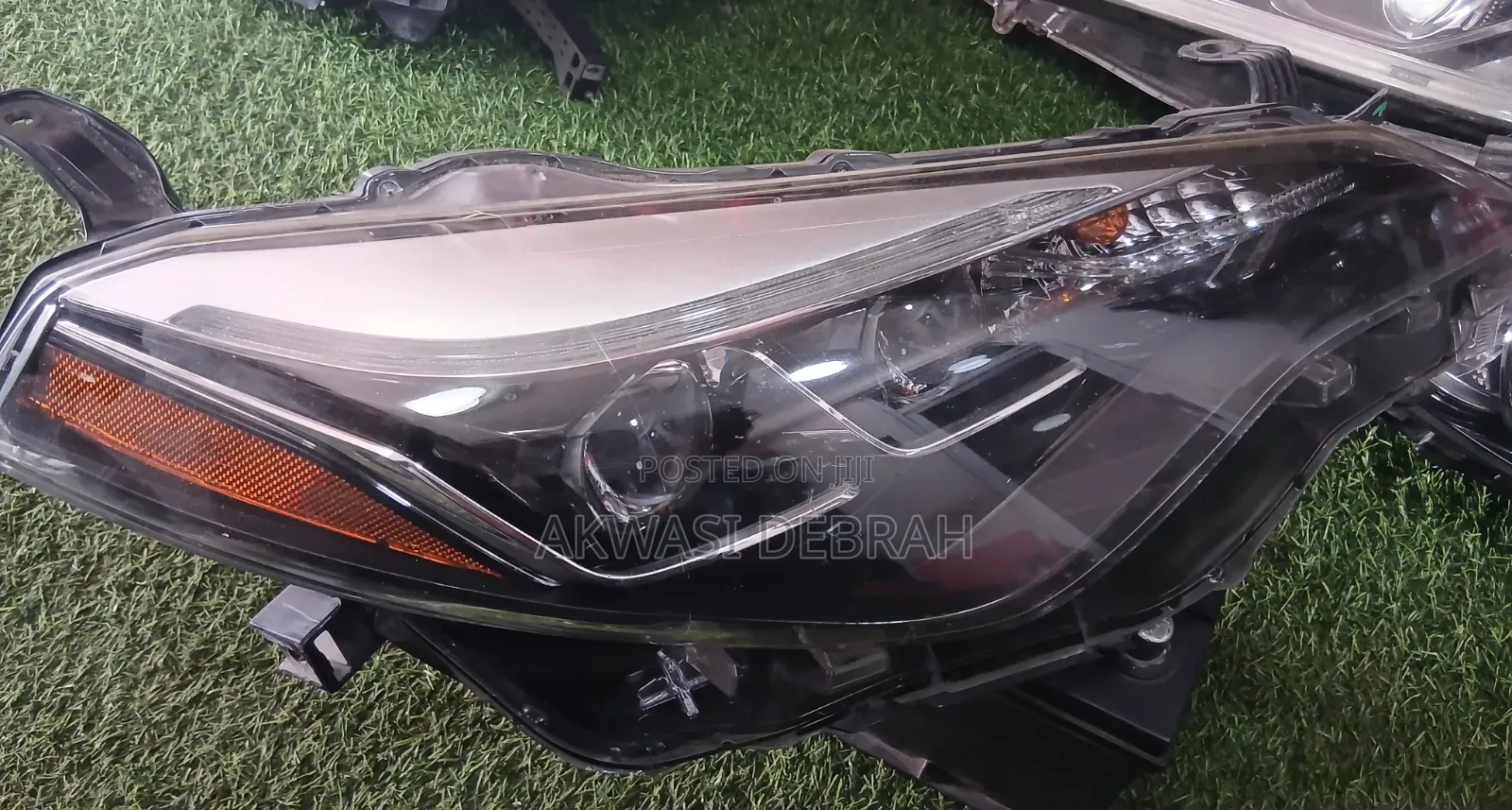 Toyota Corolla 2017--2019 Headlight Pair