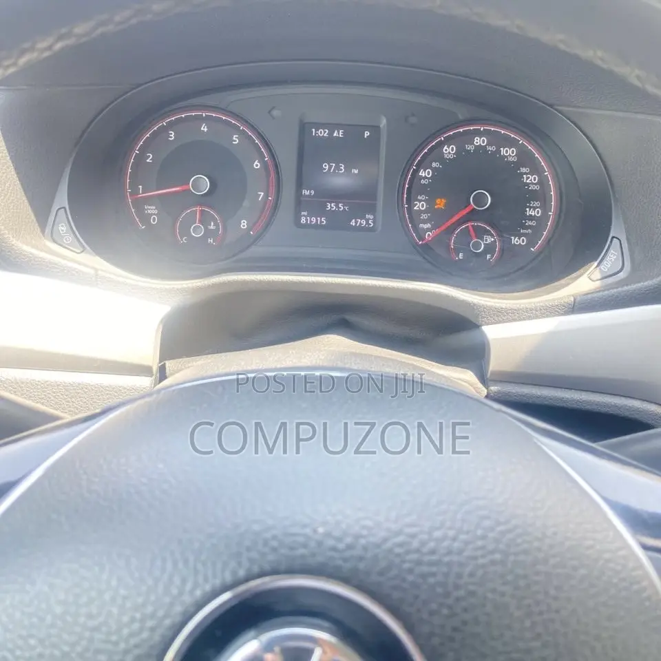 Volkswagen Passat 2.0T SE 2021 Black