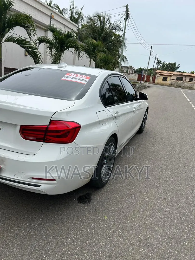 BMW 320i 2016 White