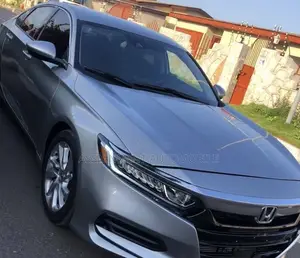 Honda Accord 2018 Silver