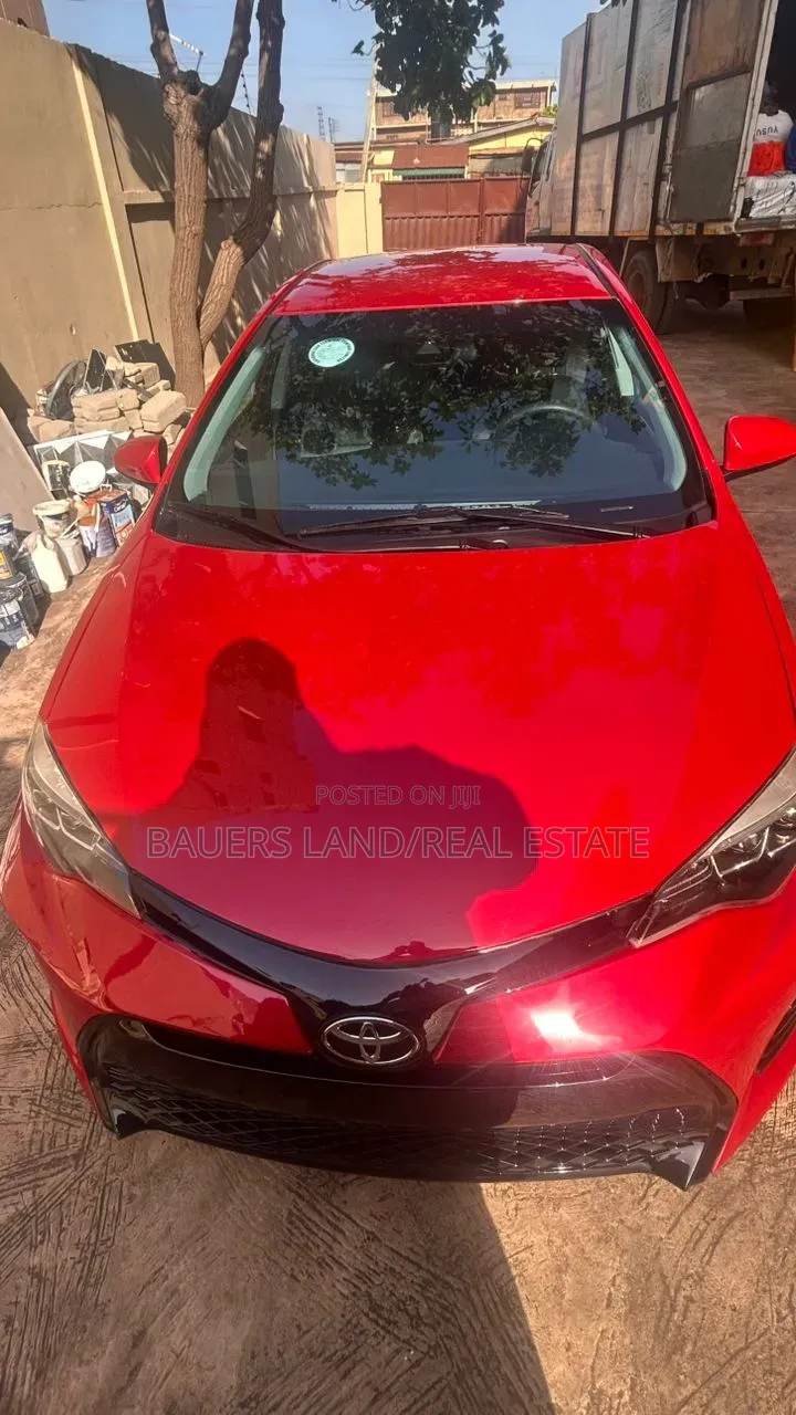 Toyota Corolla 2018 Red