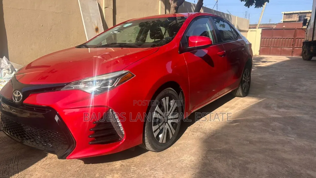 Toyota Corolla 2018 Red